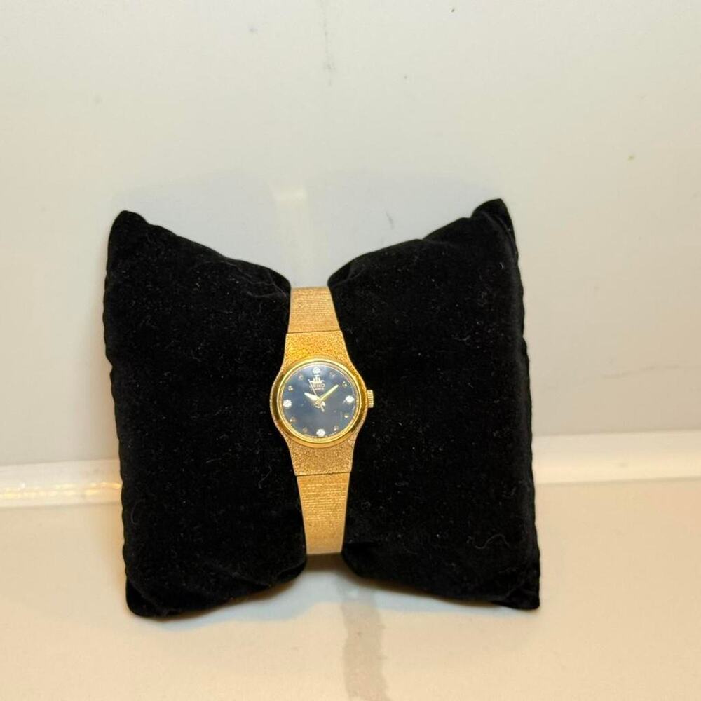 Black dial seiko womens watchnot